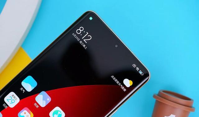 |手握5000元的预算,应该买华为、苹果还是小米?内行人告诉你答案