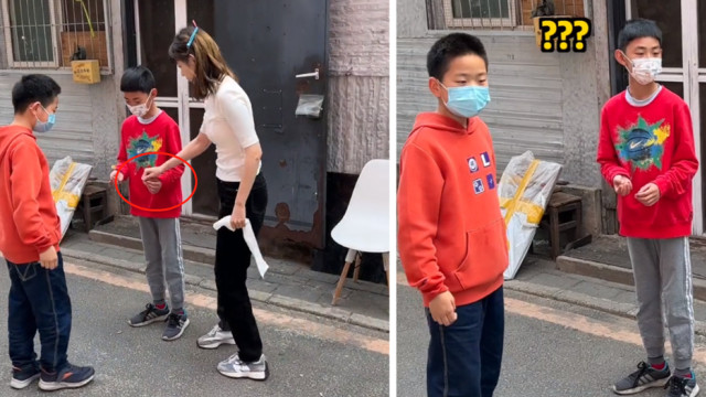 |飘了？痞幼为拍大片，当众抢小孩东西，网友：真把自己当大腕了