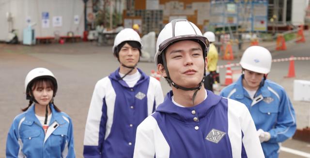 |假面骑士revice大二结局变成菲尼克斯包工头 完美联动geats牛哥