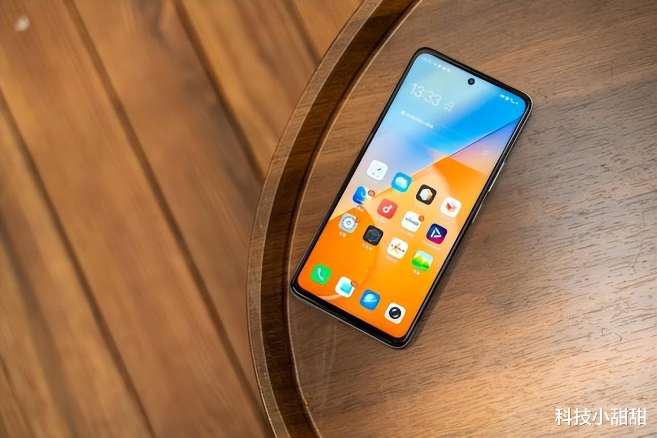 芯片|5000毫安大电池+120Hz高刷+6纳米芯片，打游戏也不卡，仅售1299元