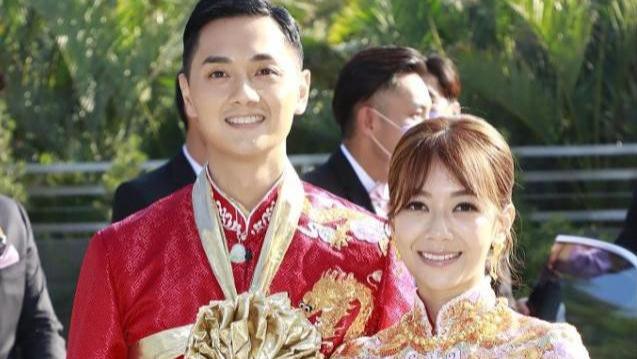 任嘉伦|苦熬了12年后一唱成名，今官宣妻子怀孕，他才是妥妥的人生赢家