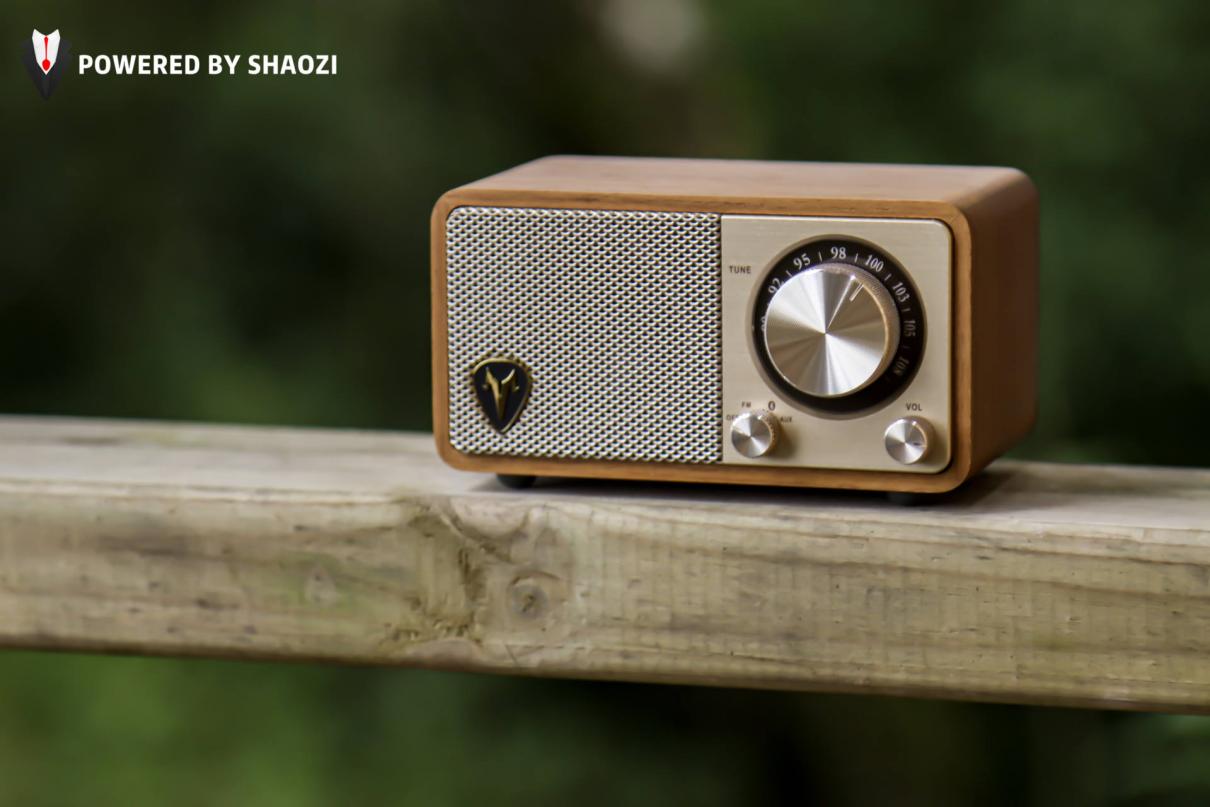 iPhone14|百元迷你小音箱的经典之作,山进M1让古典与科技完美结合!