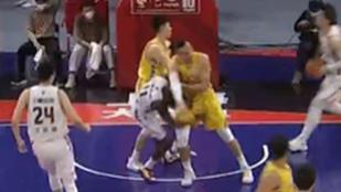 富兰克林|又下毒手了！拍打富兰克林头部！许钟豪，渣渣究竟是你的什么人？