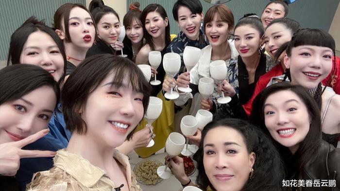 乘风破浪的姐姐|浪姐最大输家，本想靠美貌能翻红，却成人气最低成员