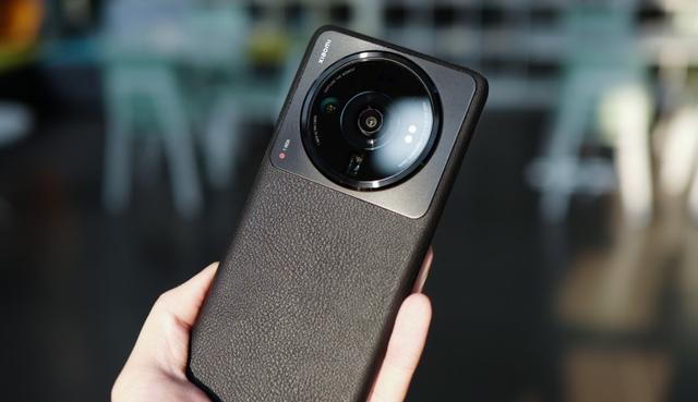 摩托罗拉|8月值得入手的骁龙8+旗舰:游戏党、拍照党、小屏党,一应俱全