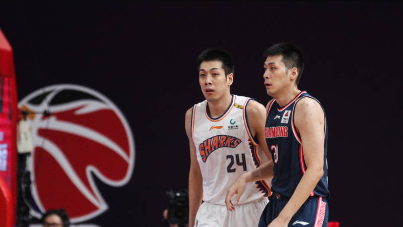 广东男篮|兄弟争霸来了，你助上海起飞，我助广东翱翔九天