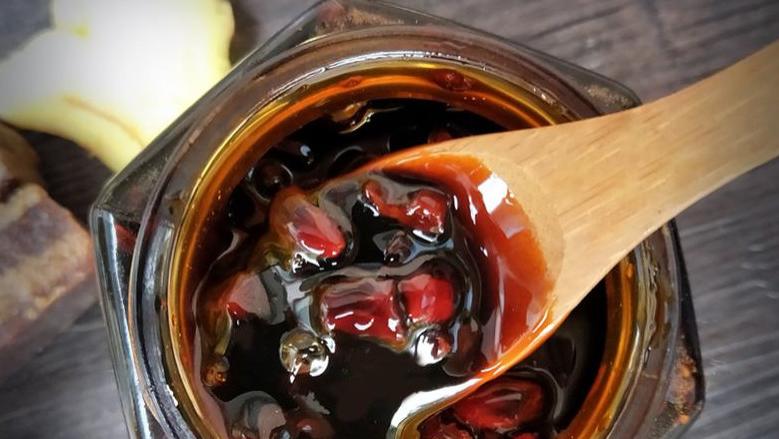 |气血不足善于“伪装”，医生提醒：身体出现3个现象，千万别忽视