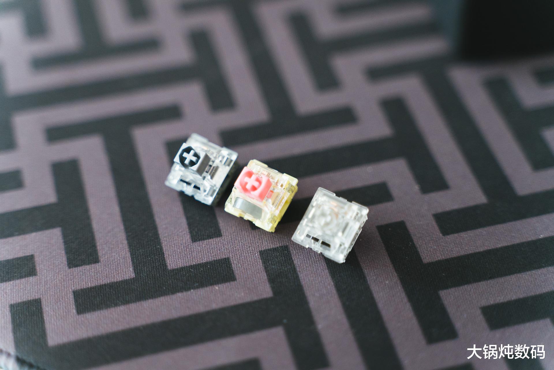 键盘|3分钟狂卖1500把的网红键盘好不好用——AKKO 5075B真实评测