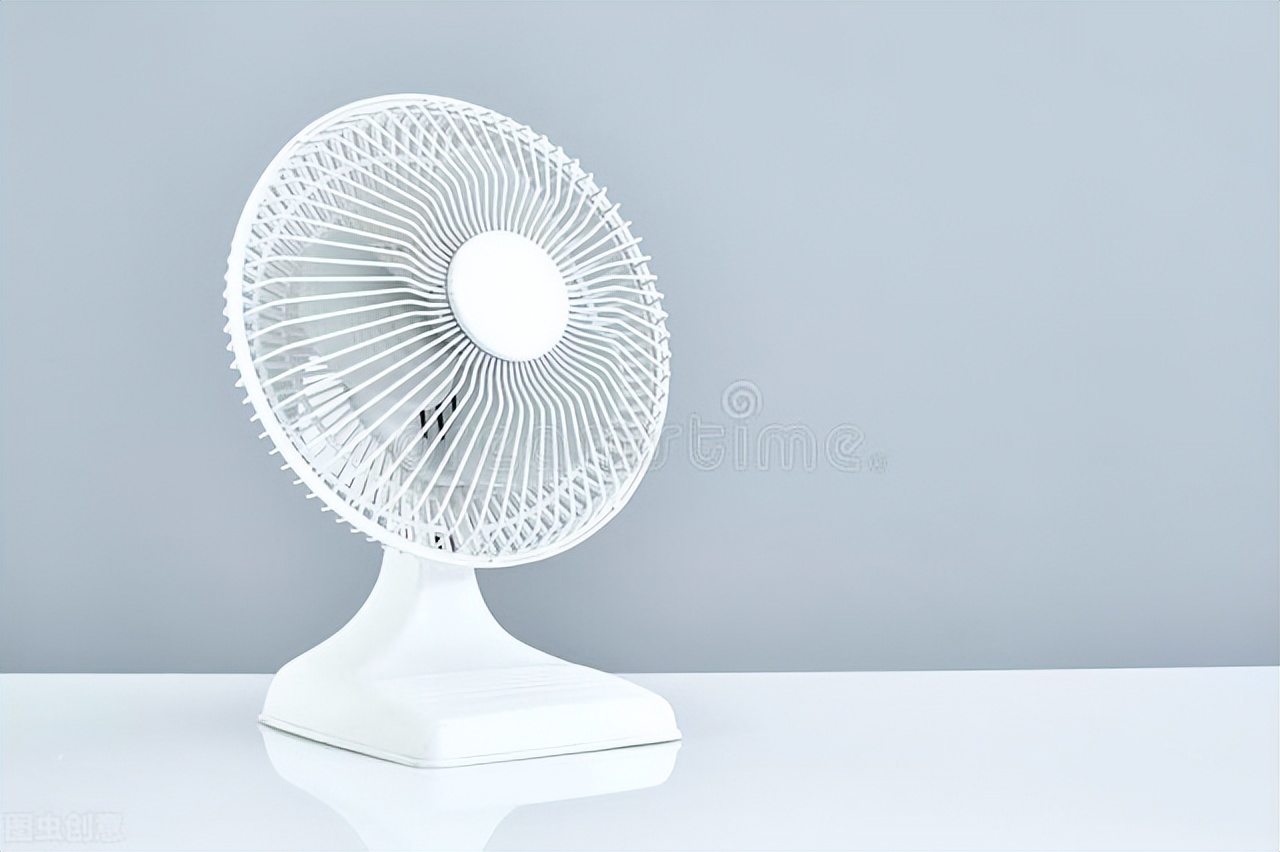 空调|风扇吹出来的风是热的?学会2个妙招,比吹空调还凉爽,效果明显