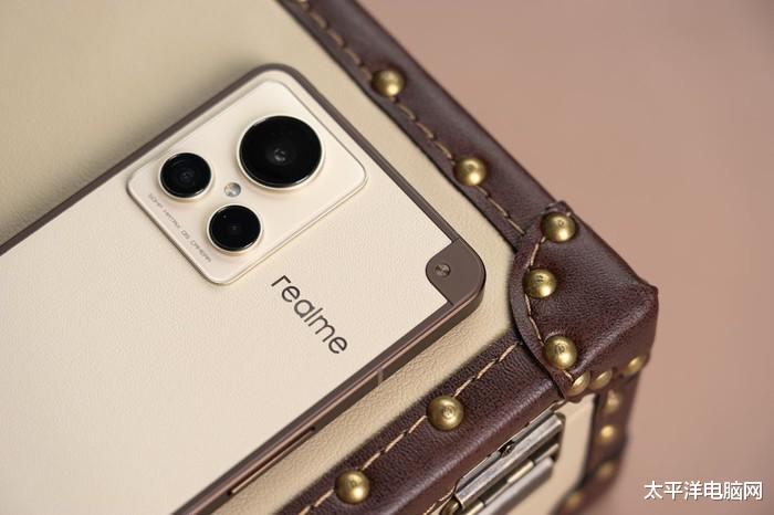 thinkbook|出门才发现忘记给手机充电?最快十分钟满血!