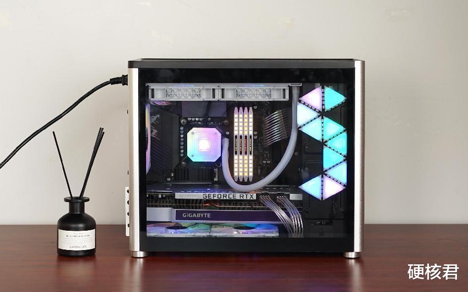 主板|12700KF+B660M+3070ti+乔思伯D30，小尺寸电脑装机体验！