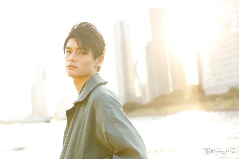 |暴太郎战队追加战士:桃谷次郎,拥有金龙紫虎两种形态!