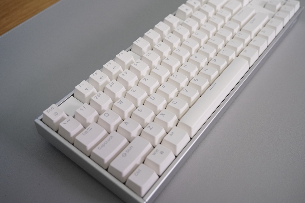 空调|200多元铝制键盘，颜值可以打几分