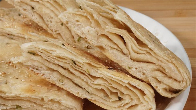 牛奶|西北人最爱吃的锅盔馍，酥香可口，嚼劲十足，做法简单又详细