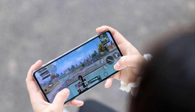 红米Note|红米Note12Pro还是优秀，把120W快充+5000mAh下放到千元档