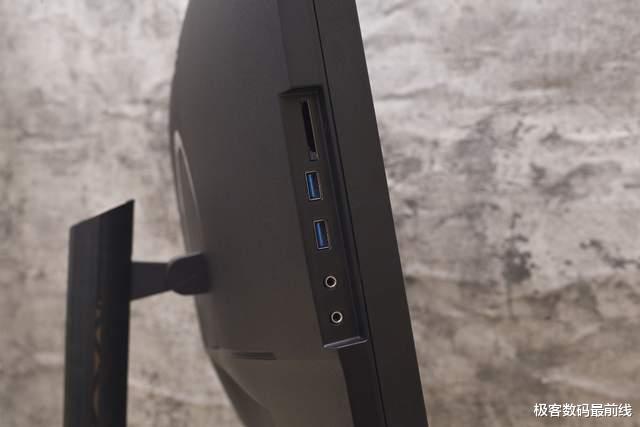 显示器|一次没回头的4K体验,微星Summit MS321UP真值这个价吗?