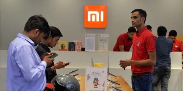 |小米遭印度重罚吓坏苹果，美籍高管纷纷连夜跑路，莫迪傻眼抱怨搞砸