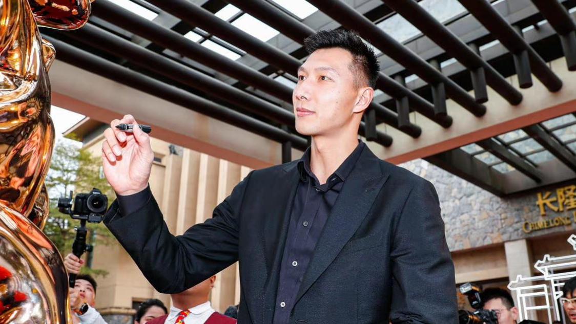 周琦|杜锋给汤杰提要求，易建联有望重返全明星，凤凰队老板力挺周琦