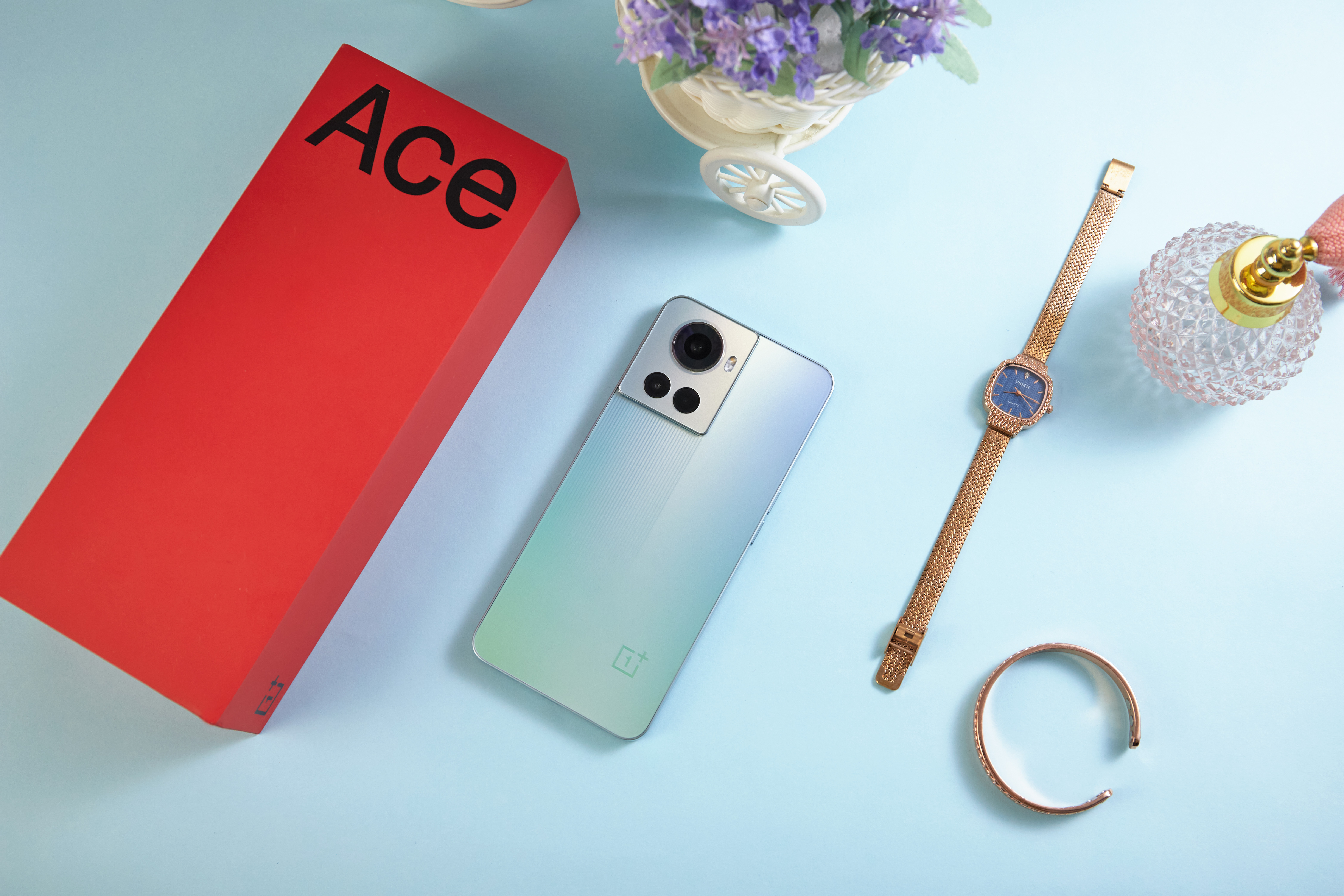 母亲节|母亲节给妈妈换新机,12+512GB大内存才能更好表达爱意