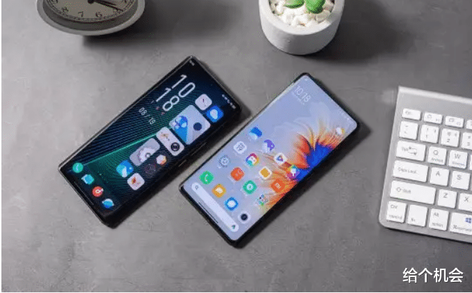 |手机买新不买旧一定对吗?看看聪明人怎么选,老旗舰可能还更香