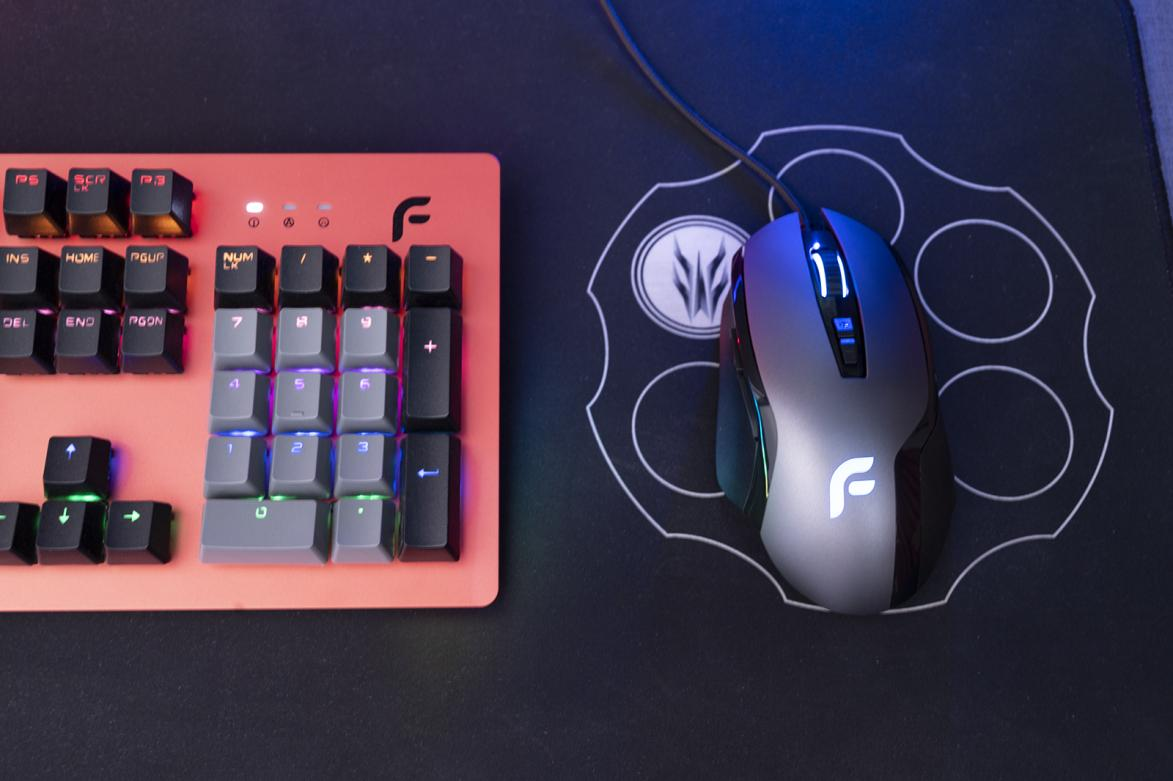 游戏鼠标|第一次住电竞酒店，被国货外设惊艳到了