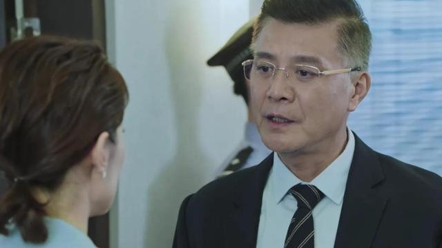 赵奕欢|34岁赵奕欢的尴尬折射出了多少演员：当时代抛弃你时，连招呼都不打