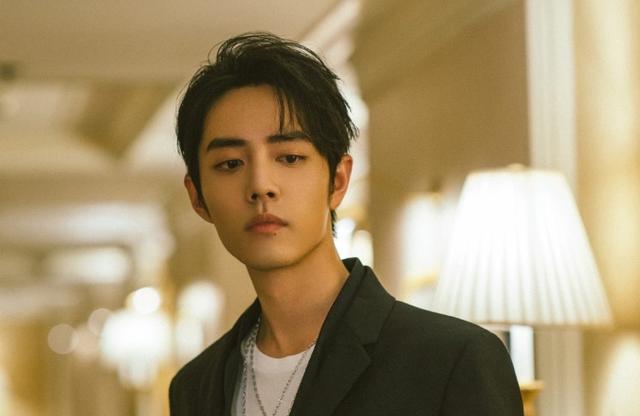 李宇春|肖战，看看你师傅李宇春，她对粉丝的处理方式才是你最该学习的