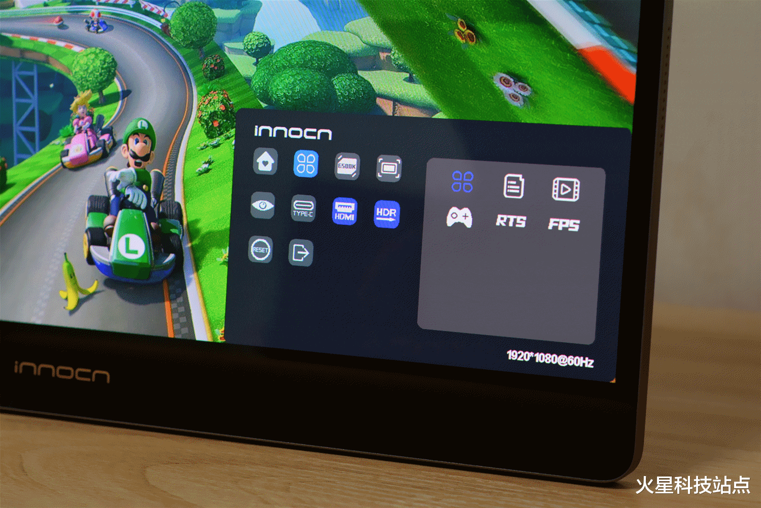 显示器|INNOCN推出OLED便携屏：15.6英寸，搭配游戏掌机好用吗？