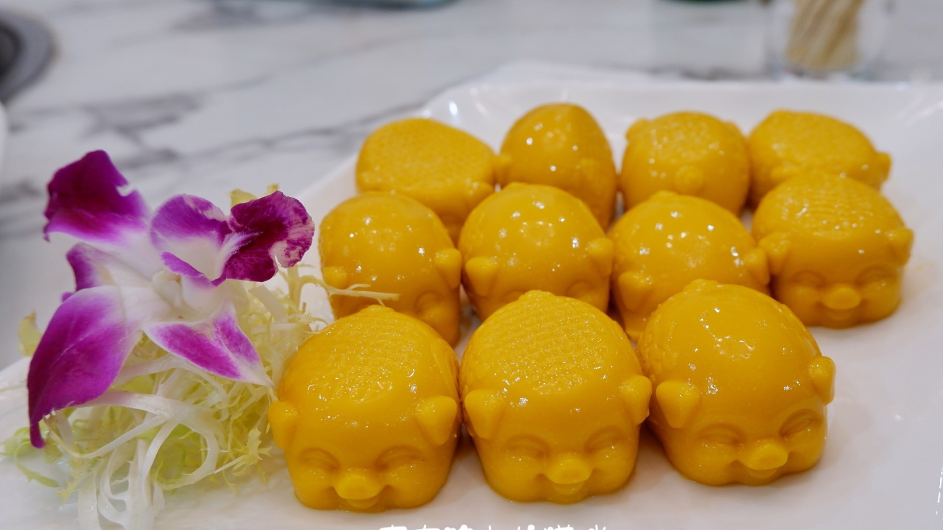 凉皮|厦门这家餐厅，点上鱼虾蟹鲍，十几个菜人均才一百多。