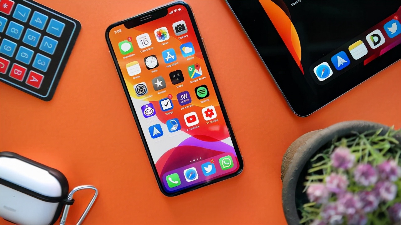 iOS15.4不同机型使用感受，分享我的升级技巧，让手机省电又流畅