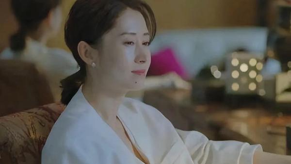 刘敏涛|选角离谱？46岁刘敏涛叫大11岁女演员“妈妈”，网友：没叫反吗