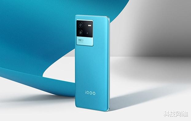 vivo|vivo开始发力,骁龙8+80W闪充+6400万三摄,仅售2799元定价感人