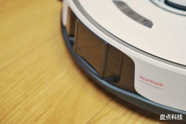 音箱|石头扫拖机器人T8 Plus上手：大吸力+集尘设计，一年只倒6次垃圾？