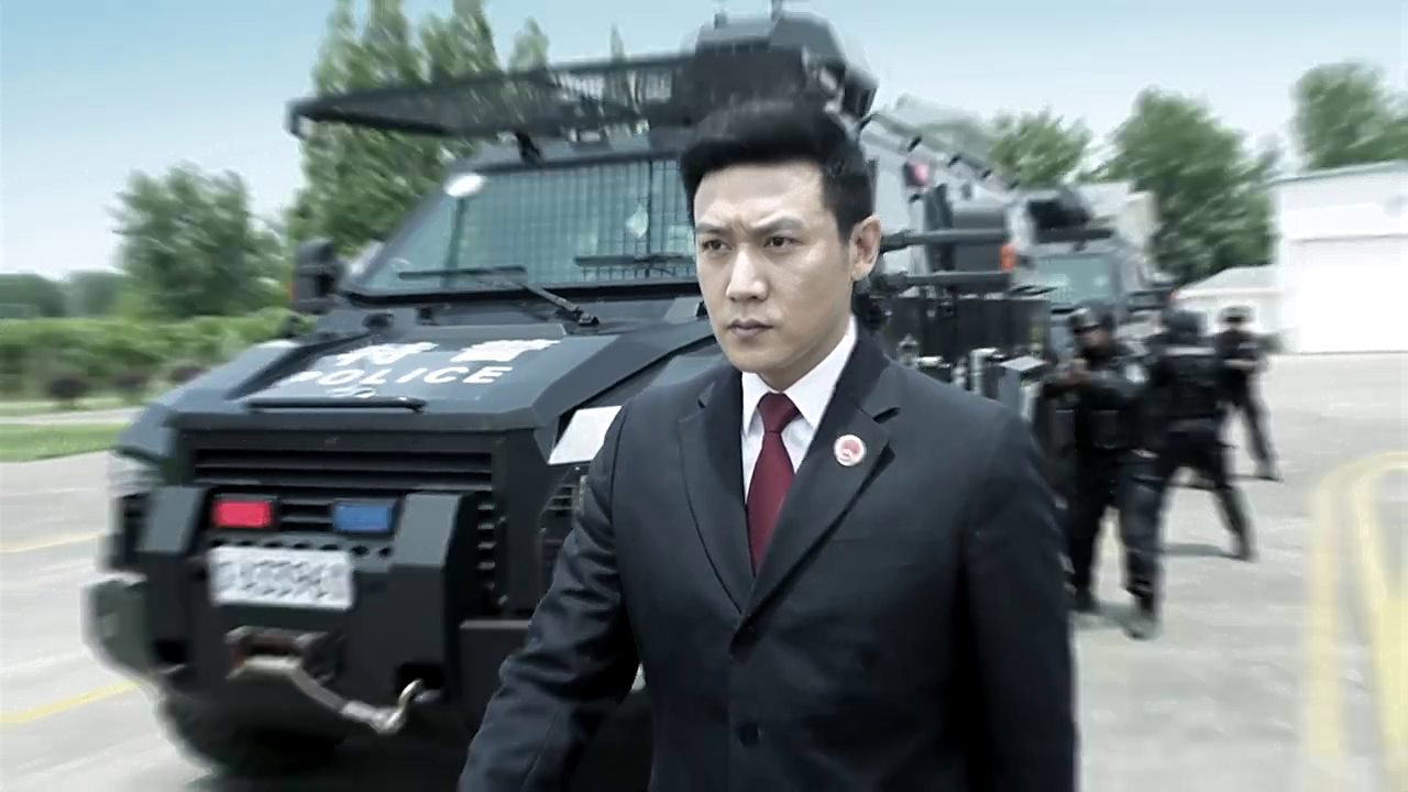 钟小艾|《人民的名义》中，级别更高的老季为何如此贡维钟小艾？原因其实一目了然