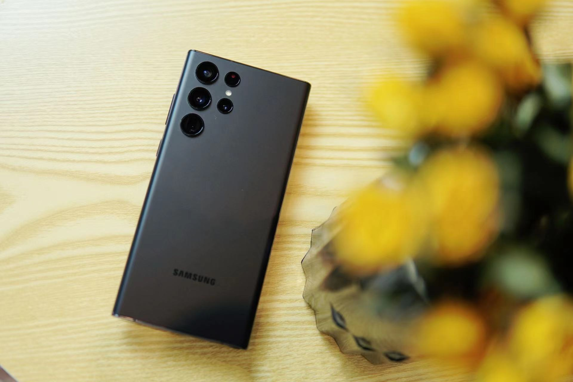 |骁龙8 Gen1掀起旗舰热潮!堆料最猛的几款旗舰中,哪款是你的菜?