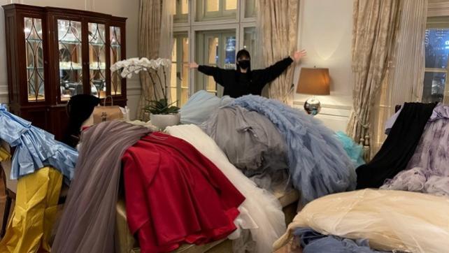 徐璐|“背景强大”徐璐：14岁遭杨幂嫉妒，年仅27岁坐拥上亿身家！