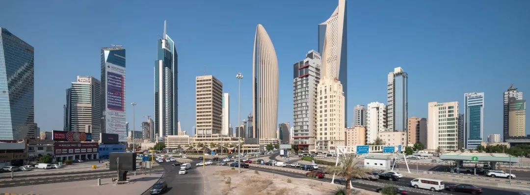 高300米！科威特国家银行新总部建成