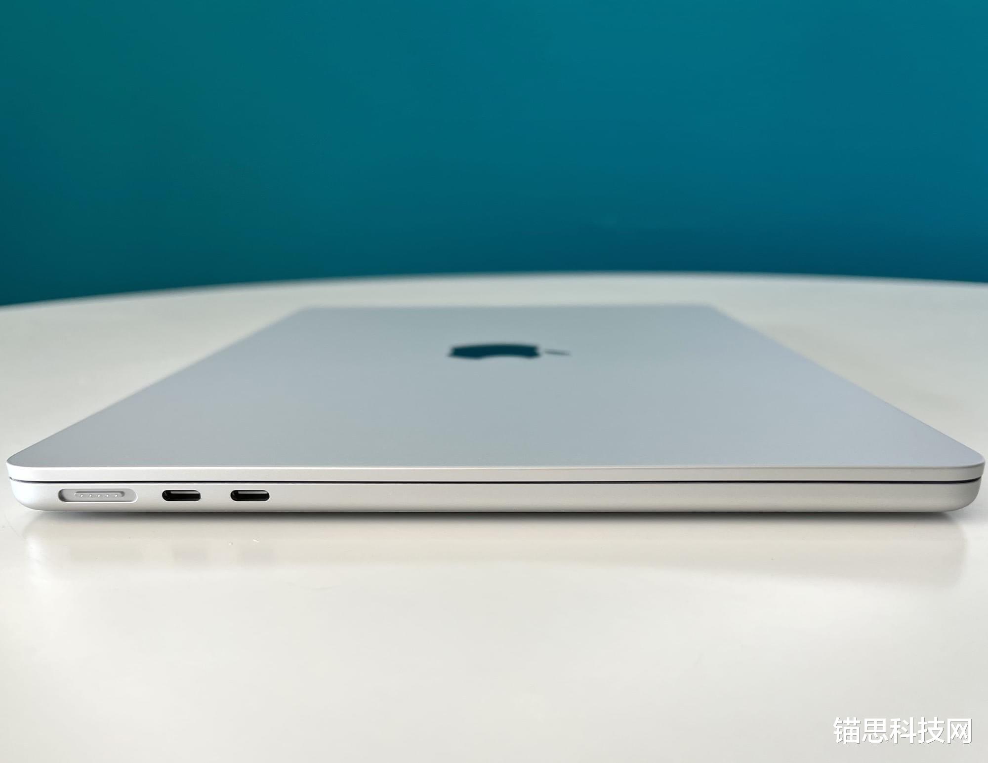 MacBook Air|M2 MacBook Air开箱图赏 刘海看起来也没有那么丑
