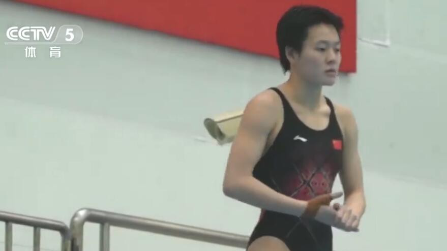 全红婵|何威仪又立功了！中国跳水3米板新一姐出炉：23岁全红婵师姐上位