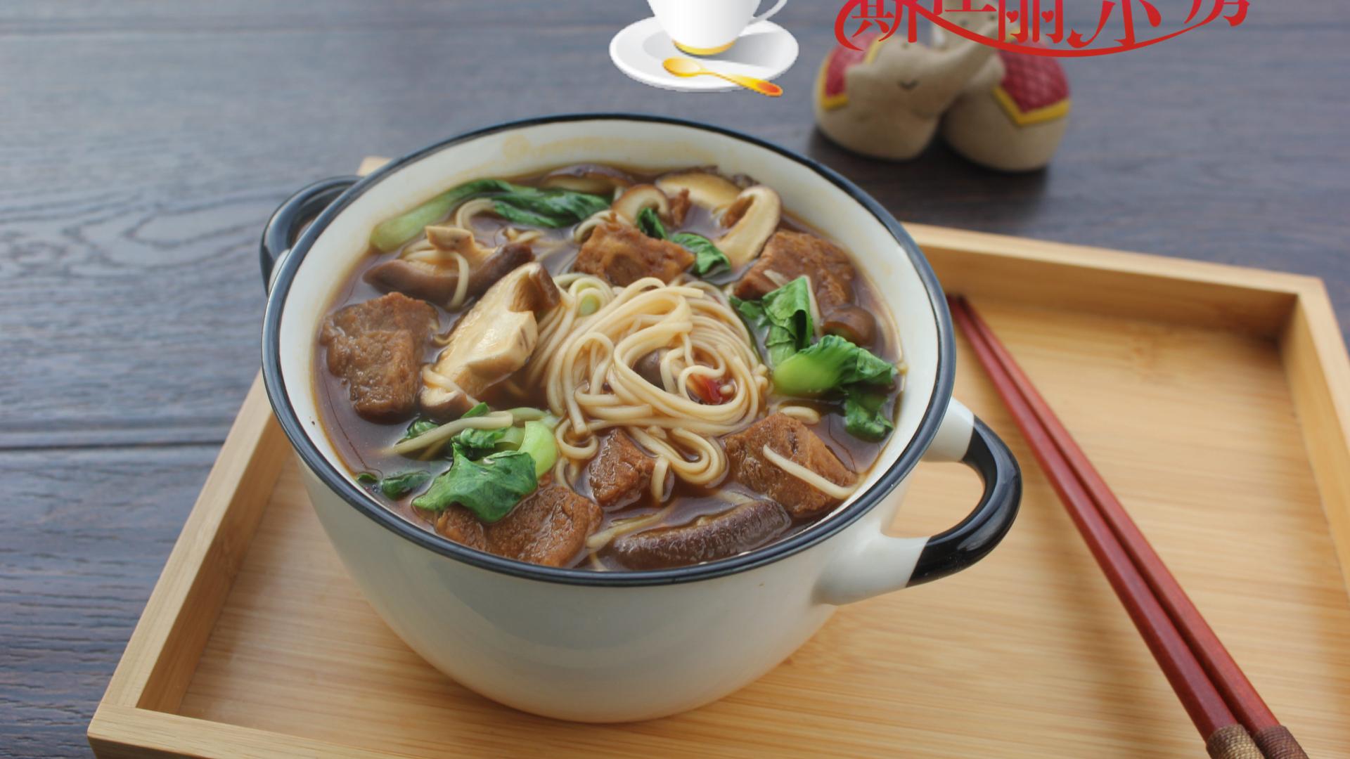 牛腩|一个人午餐，我从不点外卖也不将就，这么做简单营养又美味花钱少