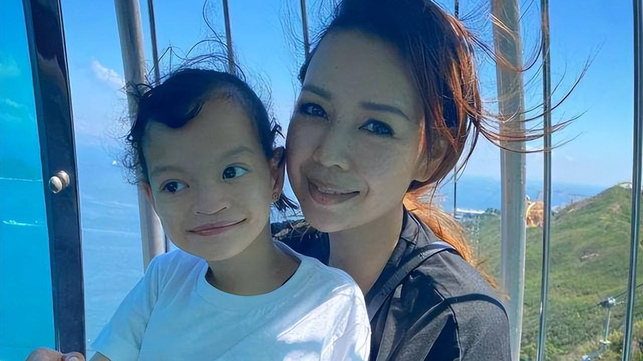 鲁冰花|TVB前女星罕见剖白离巢原因，重提圈中出轨旧爱，强调对方是好人