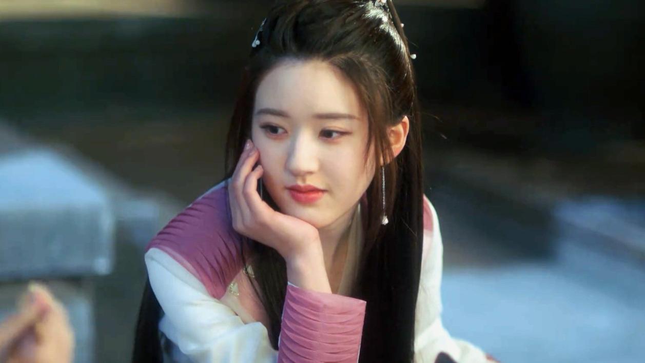 |且试天下：天霜门有三大王族？白风夕、白琅华是公主，久容是王裔