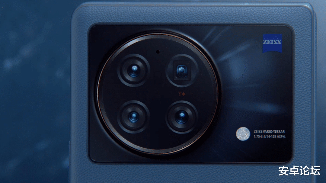 realme|时隔四年！终于有厂商想到要做这种手机了