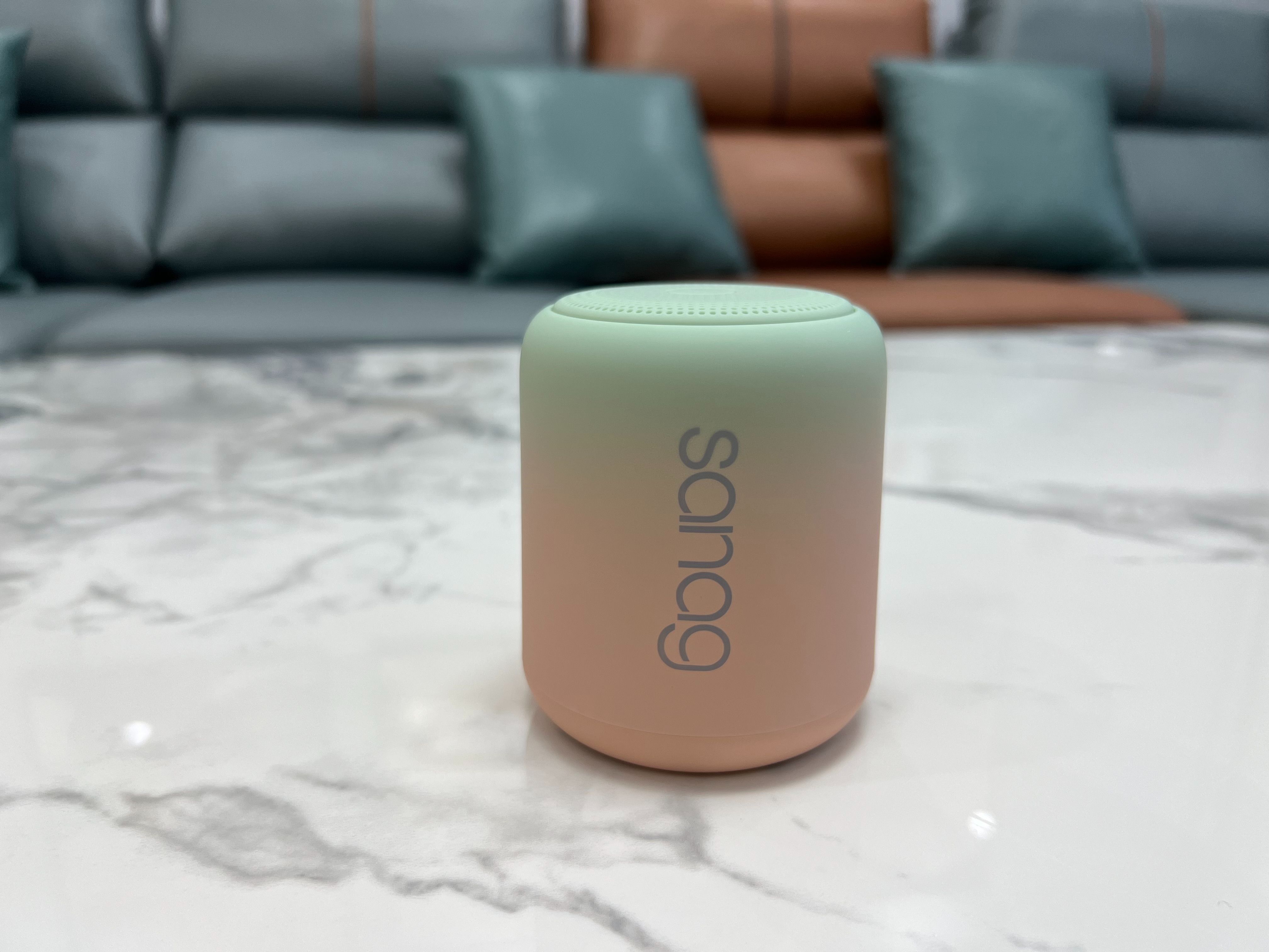 无线蓝牙音箱|王心凌同款全能小钢炮—Sanag塞那X6S 渐变色无线蓝牙音箱体验