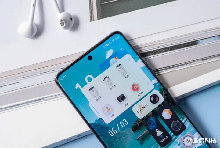 红米手机|为啥4GB的iPhone不卡，12GB的安卓却卡了？原因已揭晓