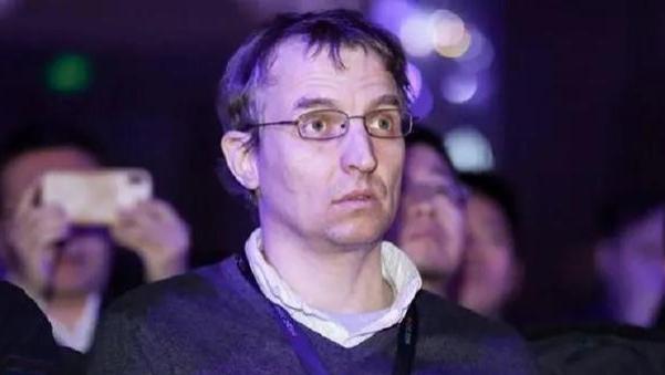 jvm|人工智能顶级专家波维，在美两次遭到羞辱，投奔中国后取得技术突破