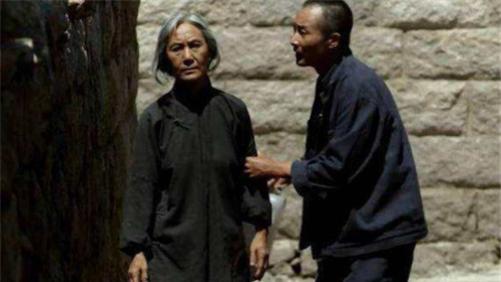 李斯丹妮|《父母爱情》时隔8年依然好评如潮，但张桂兰的身份却至今是个谜