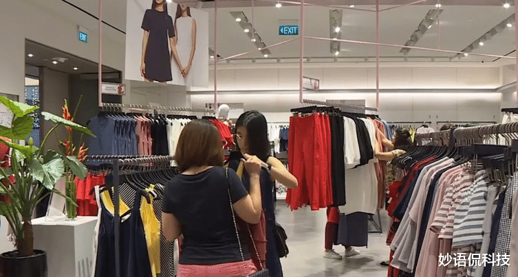 机箱|实体店一件衣服500元,为何网上只卖50元?知情人说出背后内幕