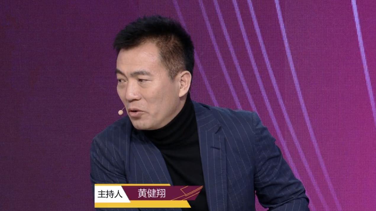 中国女足|黄健翔：男女足留洋，无法入选国足？唐佳丽6个月后，脱胎换骨