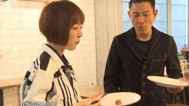 黄觉|吃李连杰10万块的火腿，再被刘德华请吃饭，鲁豫：刘德华更接地气